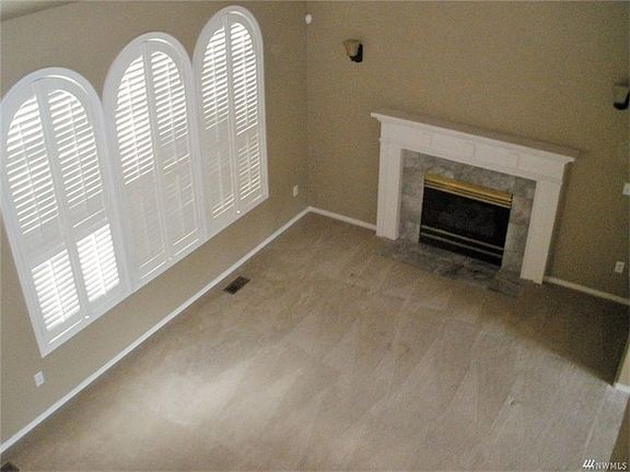 4th image of 5701 80th Avenue Ct W