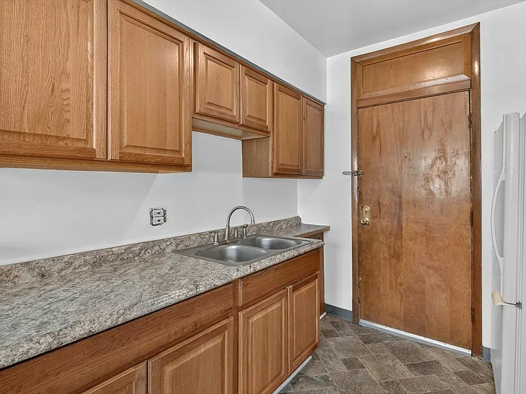 7011 S Merrill Ave #7019-106 — Photo 31