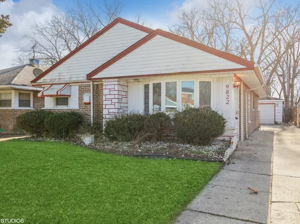 9822 S Van Vlissingen Rd, Chicago, IL 60617