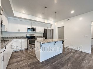 875 S Depot St APT A131, Clearfield, UT 84015
