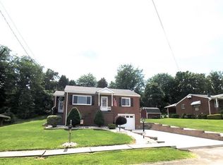 103 Mayflower Dr, Uniontown, PA