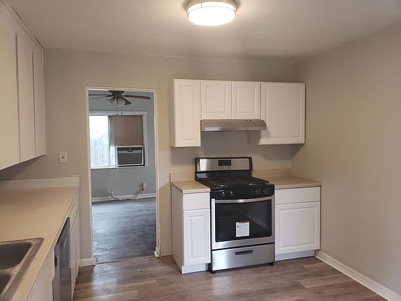 2nd image of 408 Niles Ave
