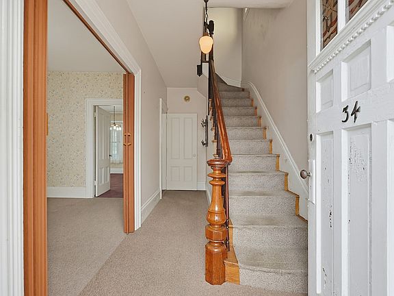 5th image of 34 Liberty St
