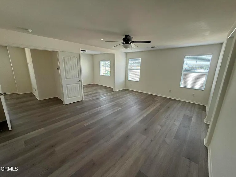 8305 Sunset Hills Pl — Photo 10