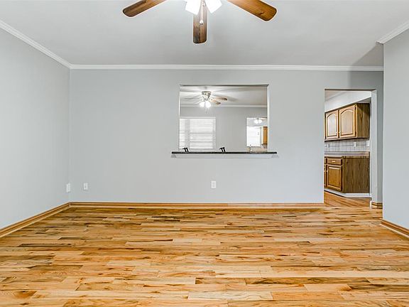 4th image of 2813 Price Dr
