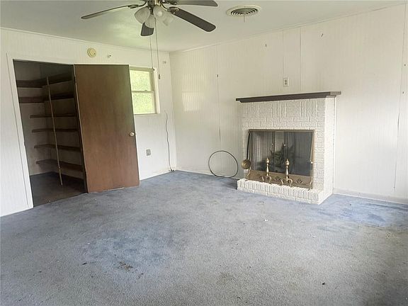 3rd image of 125 Tinsley Dr