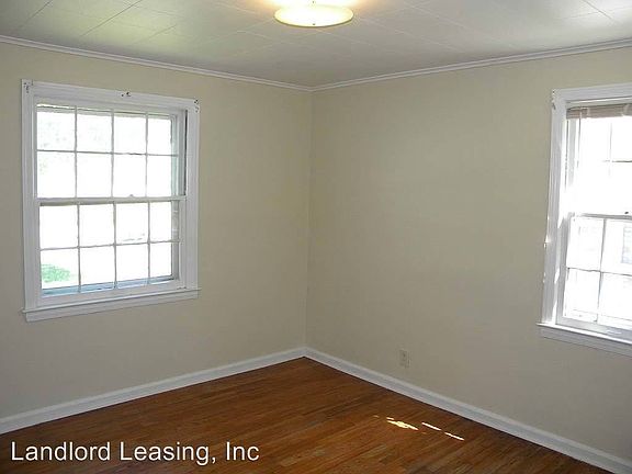 4th image of 1004 Euclid Ave