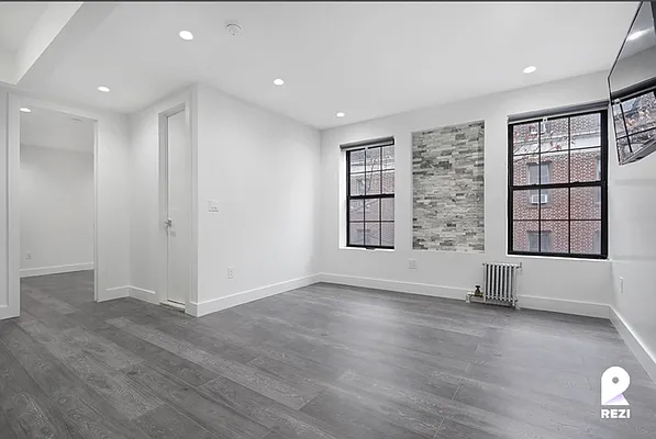 Rented by REZI | media 1