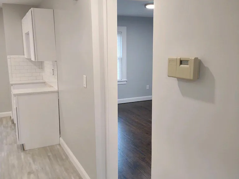 430 Knowlton St #2 — Photo 14