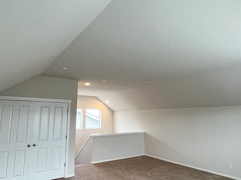 10544 190th St E — Photo 18
