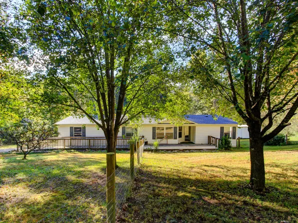 442 Rankin Chapel Rd, Oakdale, TN 37829