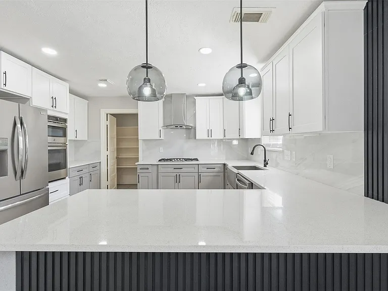 21211 Tancah Ln — Photo 12