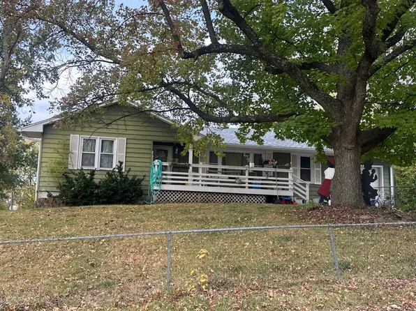 200 N Titus Ave, Excelsior Springs, MO 64024