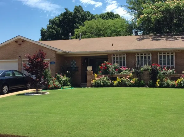 3520 Rolling Ln, Midwest City, OK 73110