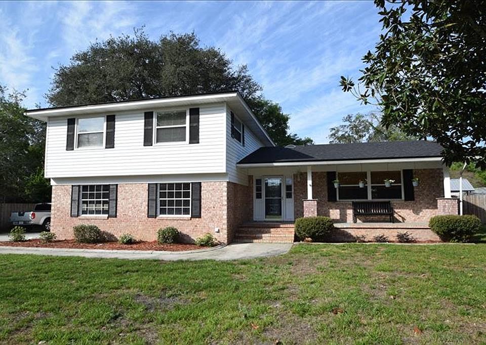 1st image of 2734 River Oak Dr