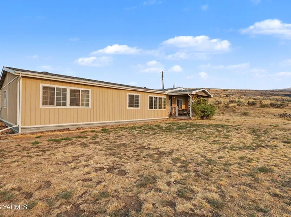 2200 Sage Trail Rd, Yakima, WA 98901