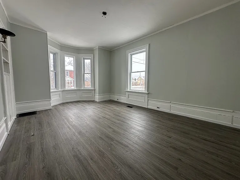 57 Marmora St #A — Photo 8