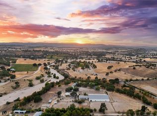 5625 Linne Rd, Paso Robles, CA 93446