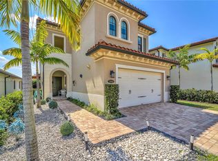 11840 SW 13th Ct, Pembroke Pines, FL 33025