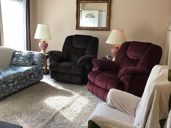 3rd image of 4417 Twin Pines Dr