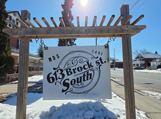 613 Brock St S, Whitby, ON L1N4L1