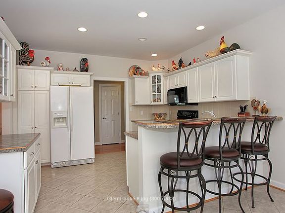 5th image of 1277 Glenbrooke Dr