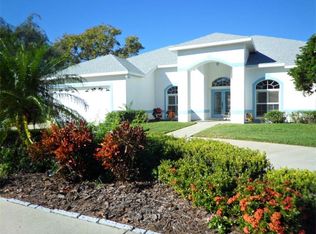 5106 Rolling Fairway Dr, Valrico, FL 33596
