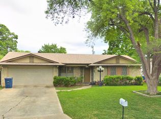 5711 Gabor Dr, San Antonio, TX 78240