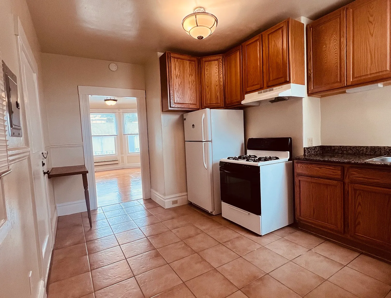 Studio, 550 sqft, $2,650 — Photo 2