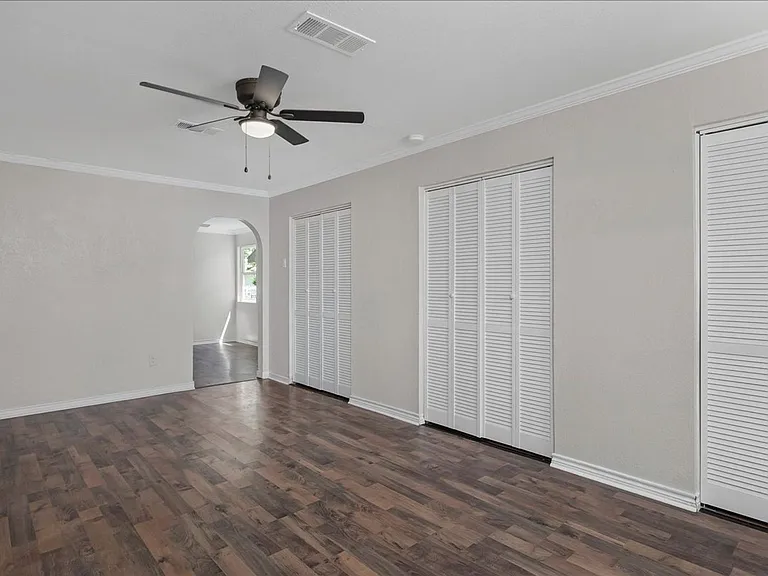 2202 Brook Ave — Photo 19