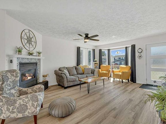 4th image of 4702 S 57th Ave