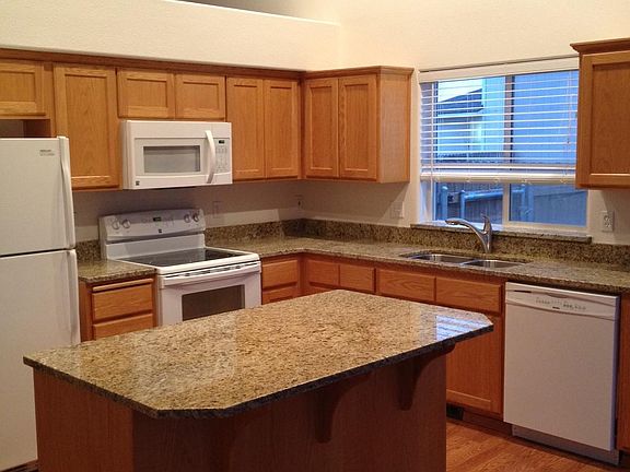 4th image of 5502 Aloha Dr