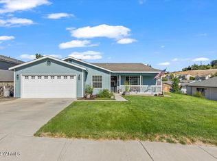 7503 Richey Rd, Yakima, WA 98908