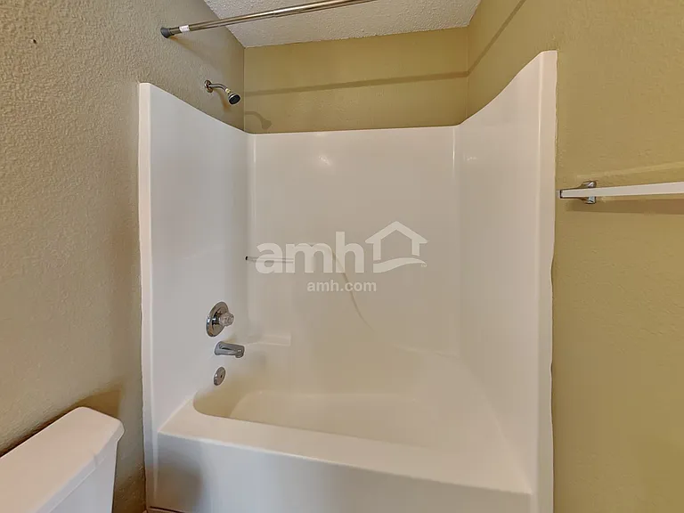 5719 Wood Hollow Dr — Photo 12