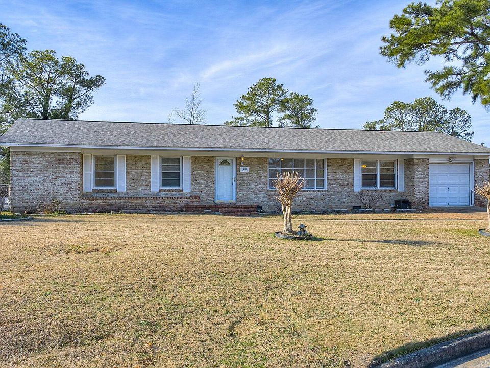 1st image of 3812 Pine Knoll Court