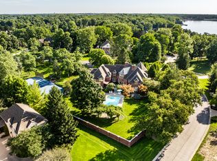 290 Breakwater Dr, Fishers, IN 46037