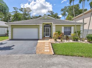 5544 NW 55th Dr, Coconut Creek, FL 33073