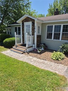 7018 Lakeshore Rd, Cicero, NY, 13039