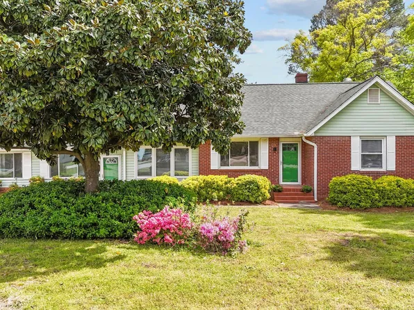 1410 Cross Link Rd, Raleigh, NC 27610