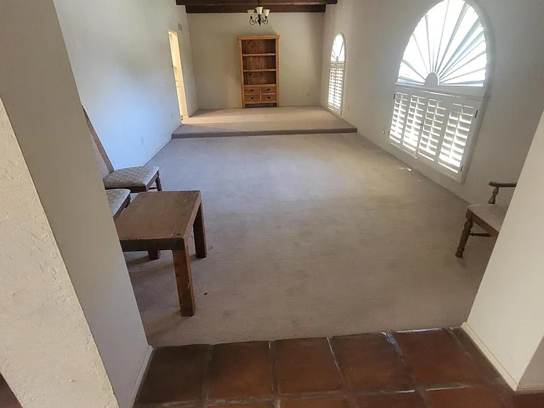 220 E Aster Dr — Photo 17