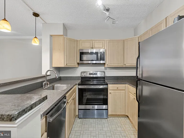 1230 23rd St NW #707 — Photo 5
