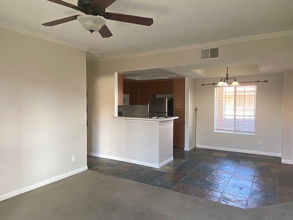 2nd image of 2250 Camino De La Reina Unit 306