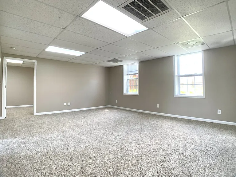 1724 Flagstone Dr — Photo 14