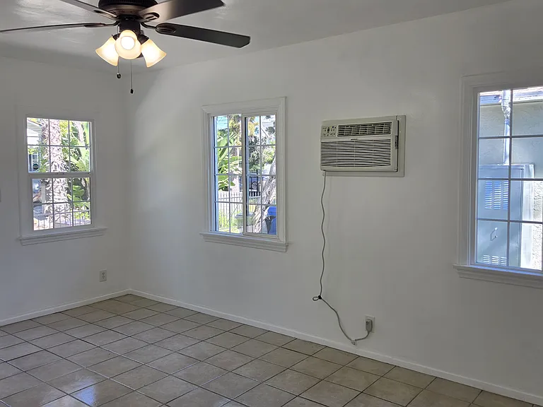 5723 Fair Ave #2-5723-1 — Photo 33
