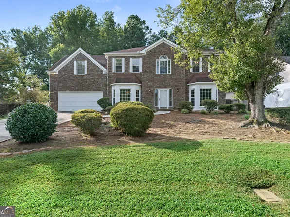 374 Oak Springs Dr, Lawrenceville, GA 30043