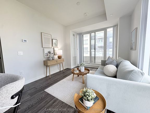 4th image of 225 Sumach St #711
