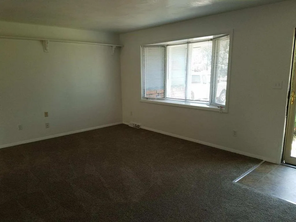 Building Photo - 2813 Shoal Cir