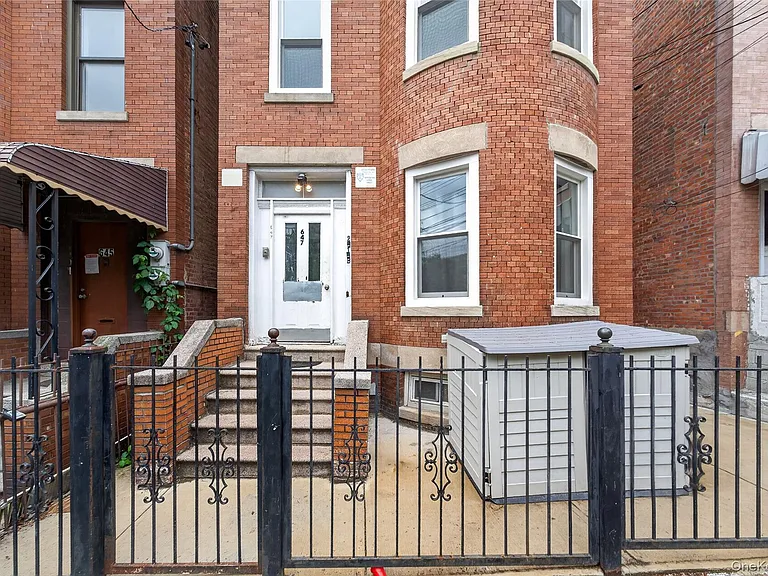 647 Manida St #2 — Photo 13