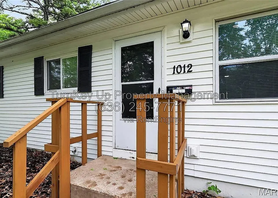 1012 Forestwood Dr