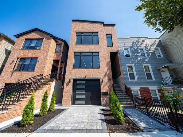 92 Zabriskie St, Jersey City, NJ 07307